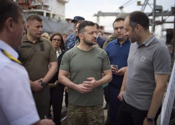 Zelenskyy Says Ukraine Ready to Export Grain, Port Awaits Signal for Shipment