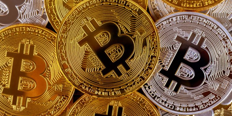 Bitcoin to end year at $25,473