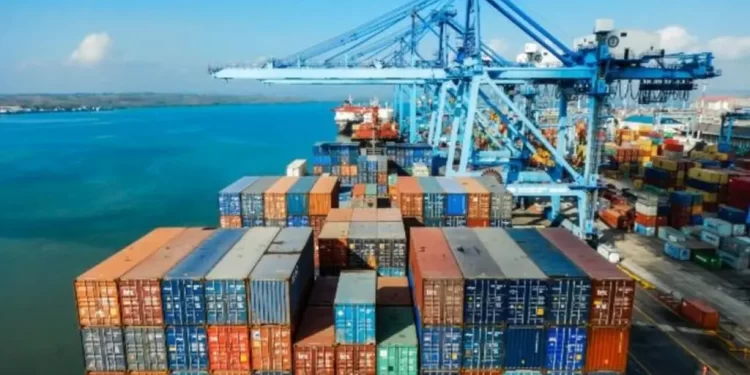 WTO Says Global Trade Grew at a Slower Pace in Q2 2022