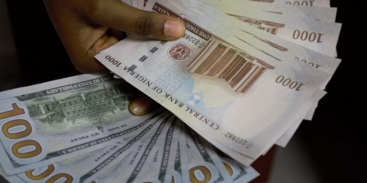 Naira Drops to N430.67 at the I&E Window Despite 163% Increase in Liquidity