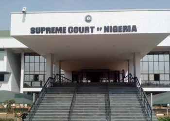 Nigeria’s Supreme Court Temporarily Halts Ban on Old Naira Notes.