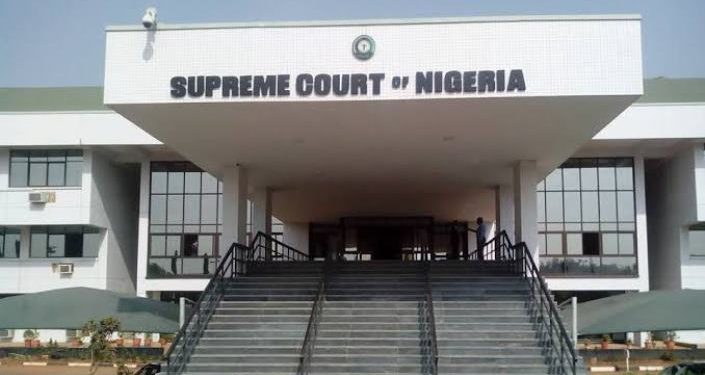 Nigeria’s Supreme Court Temporarily Halts Ban on Old Naira Notes.