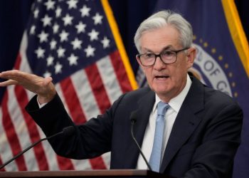 The US Fed raised interest rates to 5% amid banking crises.
