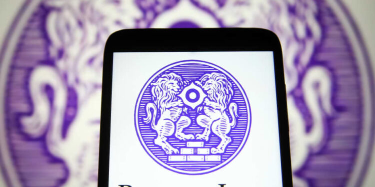 Bank of Japan Holds Interest Rate to Support Economic Recovery