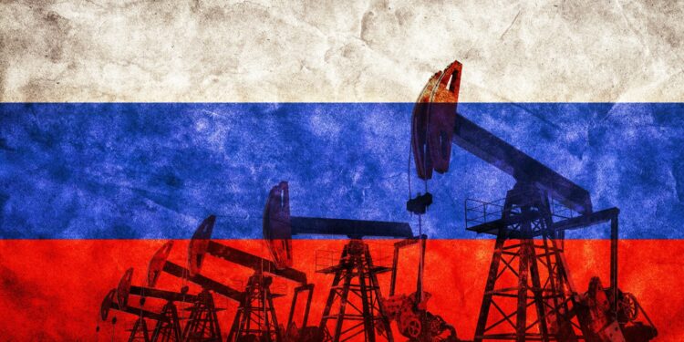 Russia sees oil and fuel exports down by more than 300,000 bpd in November